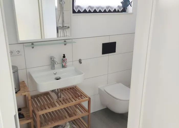 Sophia 70qm Bis 5 Gaeste Mit Fass-sauna, Whirlpool April Bis Oktober, 75qm Terrasse Und Eingezaeunten Garten Сasa de vacaciones *